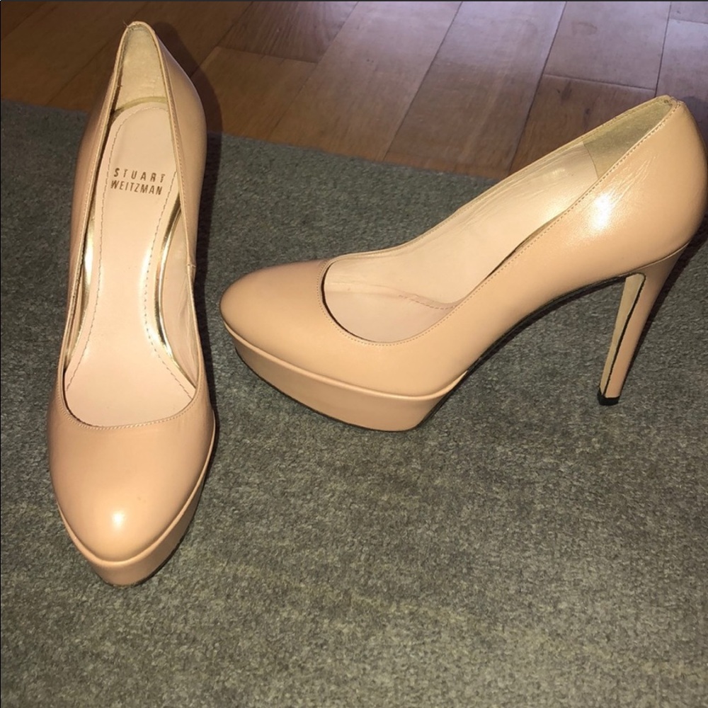 Stuart Weitzman platform leather nude pumps